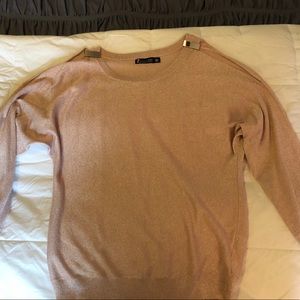 Cold shoulder lightweight sweater